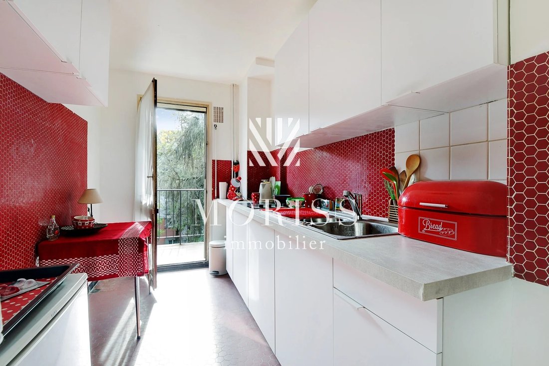 Apartment in Porte Dauphine, Paris 16e Arrondissement, Paris 5 - 19153228