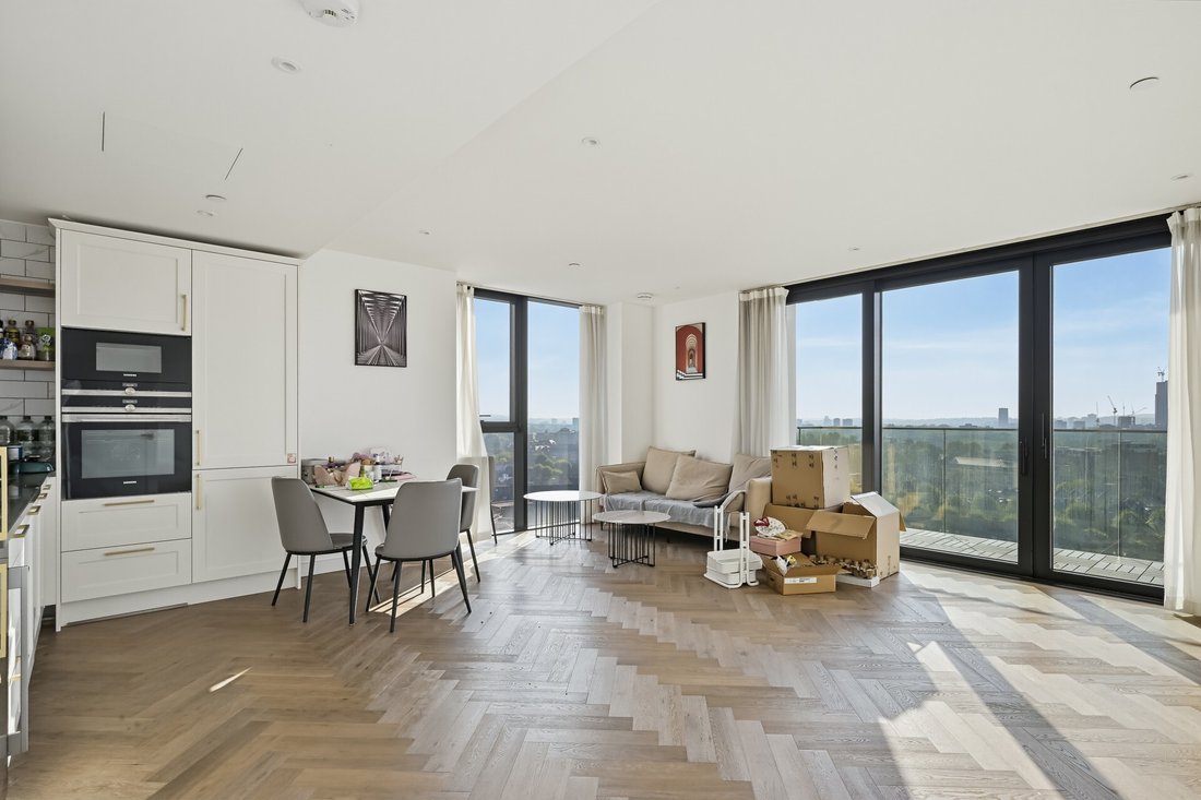 Apartment in Tower Hamlets, England 5 - 19155145