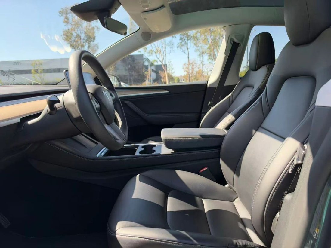 Suv in Costa Mesa, CA, United States 3 - 19156487