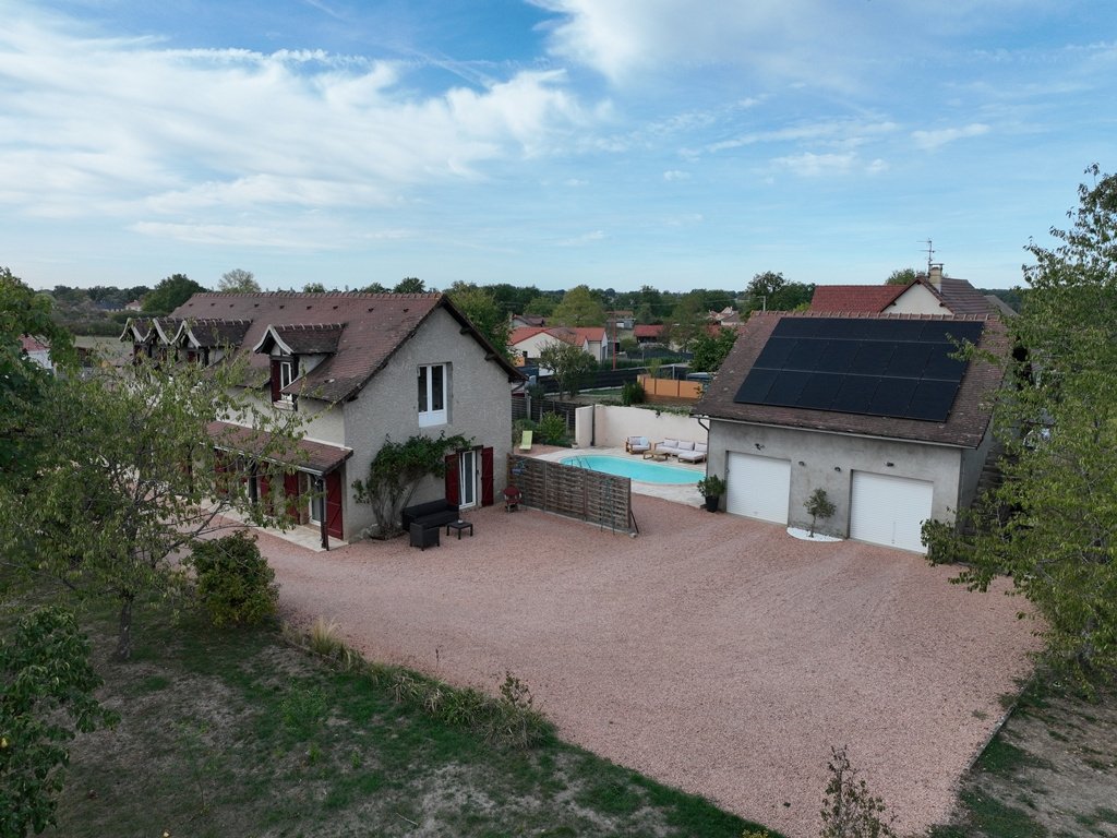 Haus in Vendat, Auvergne-Rhone-Alpen, Frankreich 2 - 19155987