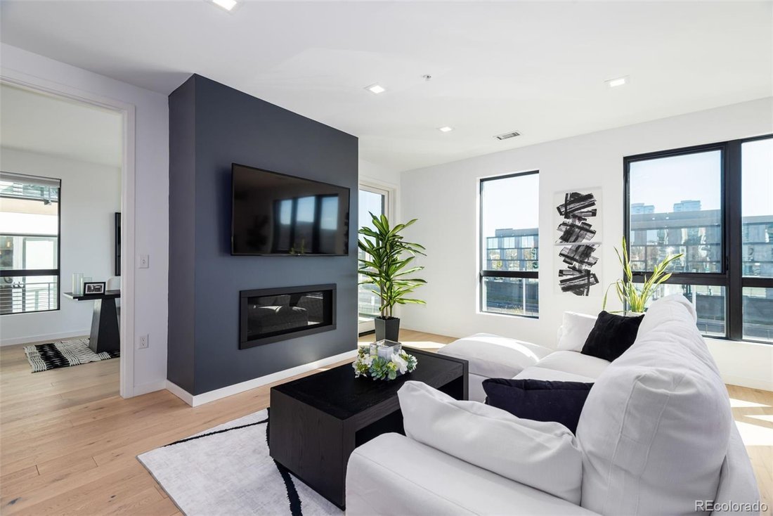 Condo in Denver, Colorado, United States 4 - 19155089