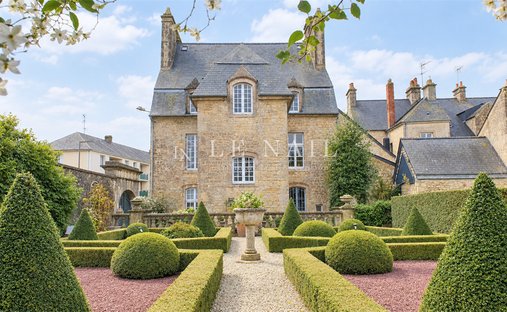 Maison à Valognes, Normandie, France 1