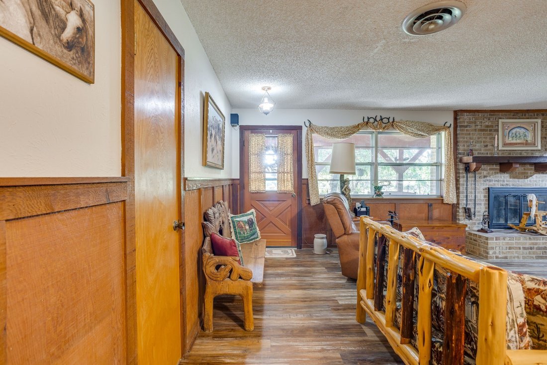 House in Joshua, Texas, United States 2 - 19153742
