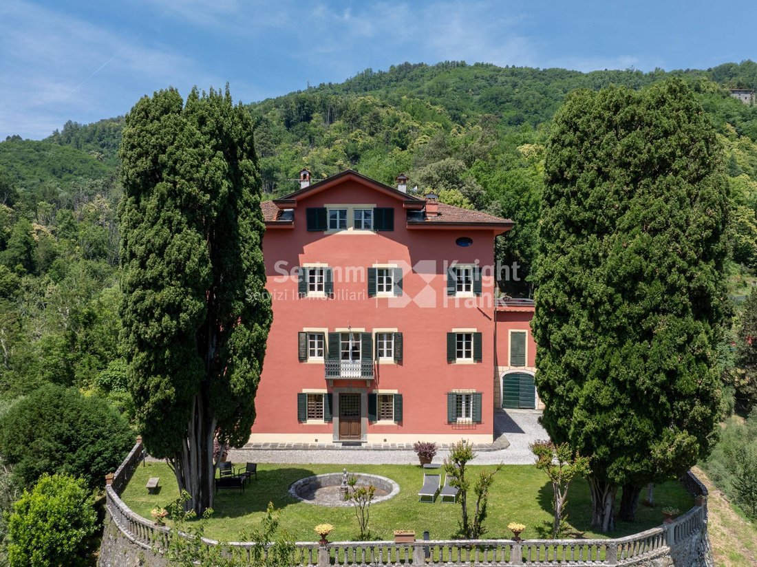 Villa in Bagni di Lucca, Tuscany, Italy 5 - 19157324