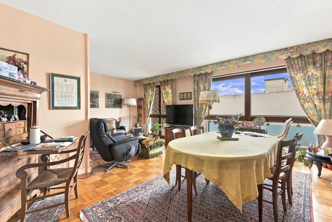 Apartment in Puteaux, Ile-de-France, France 1 - 19153168