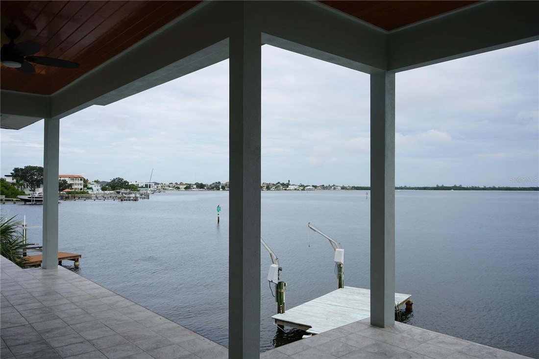 House in St. Petersburg, Florida, United States 4 - 19152639