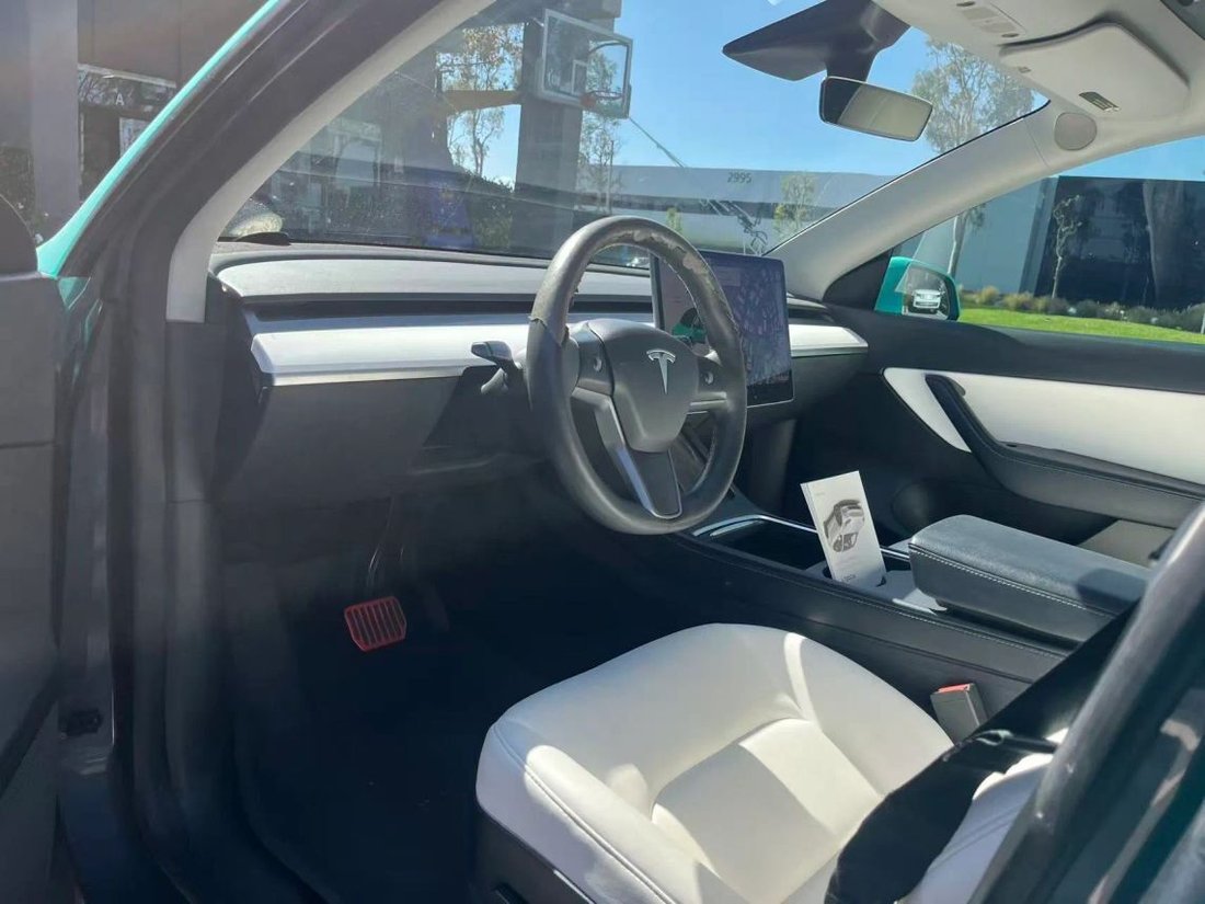 Suv in Costa Mesa, CA, United States 3 - 19156539