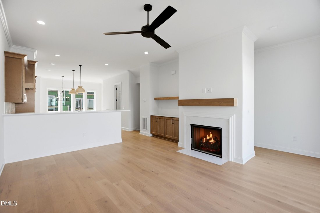 Condominio a Raleigh, Carolina del Nord, Stati Uniti 4 - 18732475