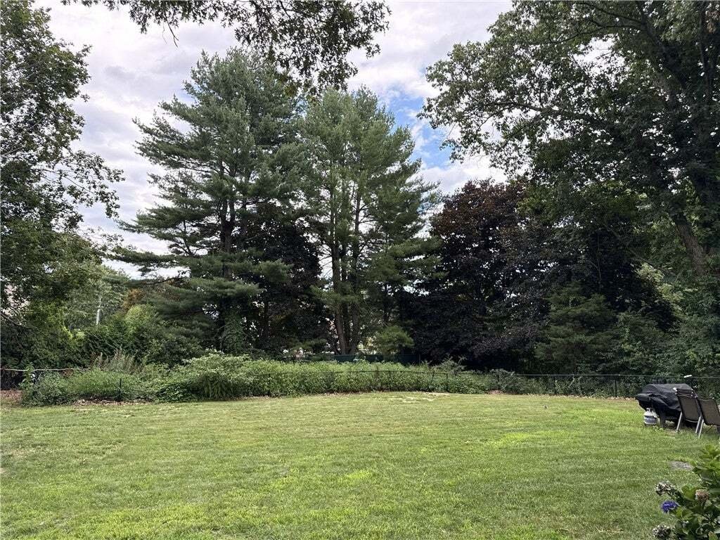 House in Cranston, Rhode Island, United States 4 - 19154598