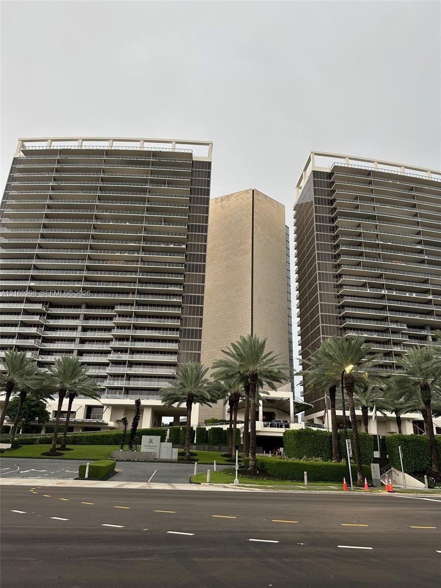 Condo in Bal Harbour, Florida, United States 2 - 19156116