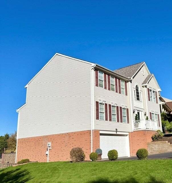 House in Mars, Pennsylvania, United States 2 - 19152328