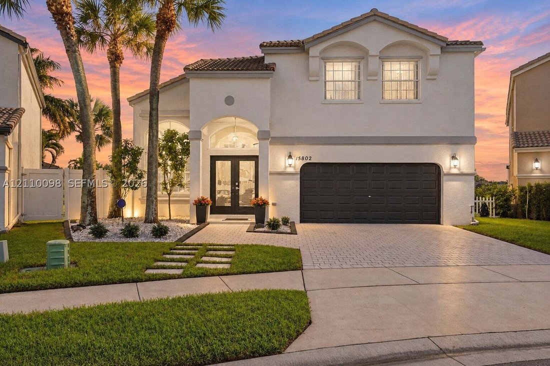 House in Pembroke Pines, Florida, United States 1 - 19152542