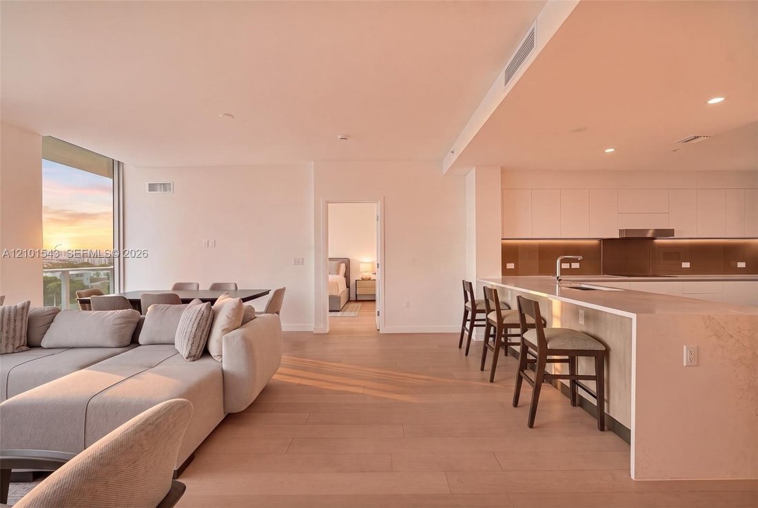 Condo in Bal Harbour, Florida, United States 3 - 19156098