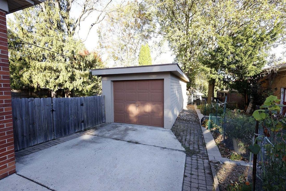 Maison à Ann Arbor, Michigan, États-Unis 4 - 19155600