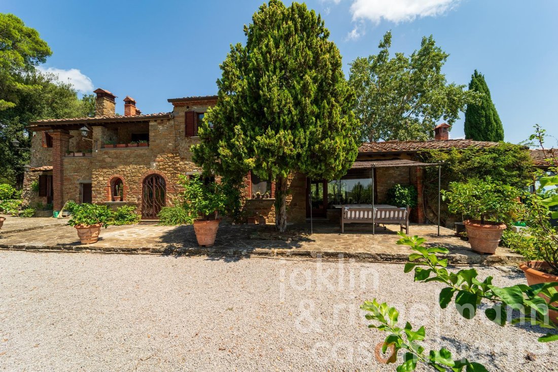 Anwesen in Monte San Savino, Toskana, Italien 2 - 19156014