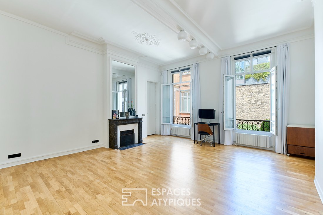 Appartamento a Clichy-Trinité, Paris 9e Arrondissement, Parigi 1 - 19153799