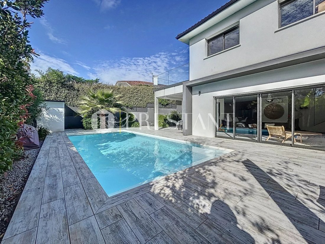 House in Anglet, Nouvelle-Aquitaine, France 3 - 19155976