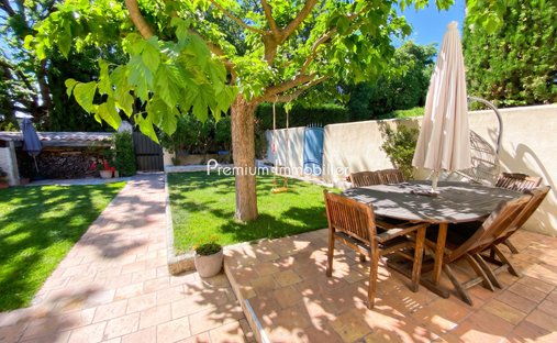 Villa à Plateau de Puyricard-La Trévaresse, Aix-en-Provence, France 1
