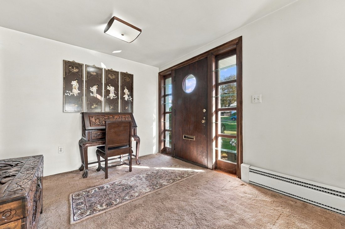 House in Worcester, Massachusetts, United States 5 - 19153769