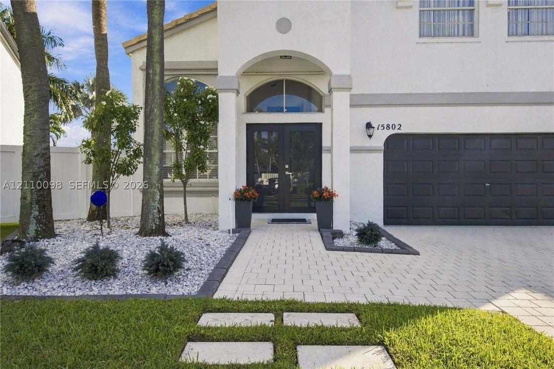 House in Pembroke Pines, Florida, United States 3 - 19152542