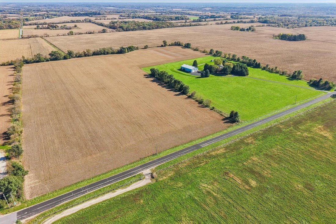 House in Spring Prairie, Wisconsin, United States 1 - 19157868