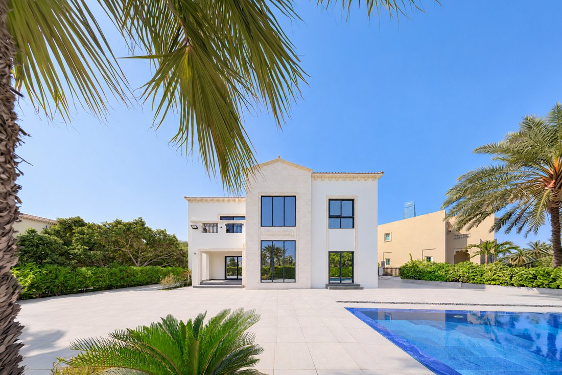 Villa in Al Wasl, Dubai, United Arab Emirates 2 - 19149533