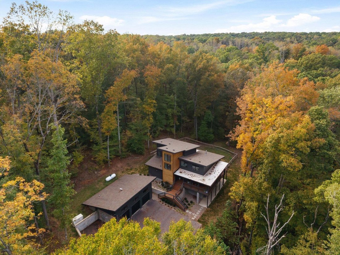 House in Bon Aqua, Tennessee, United States 2 - 19158197