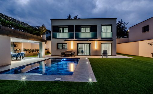 House in Cités, Thonon-les-Bains, France 1
