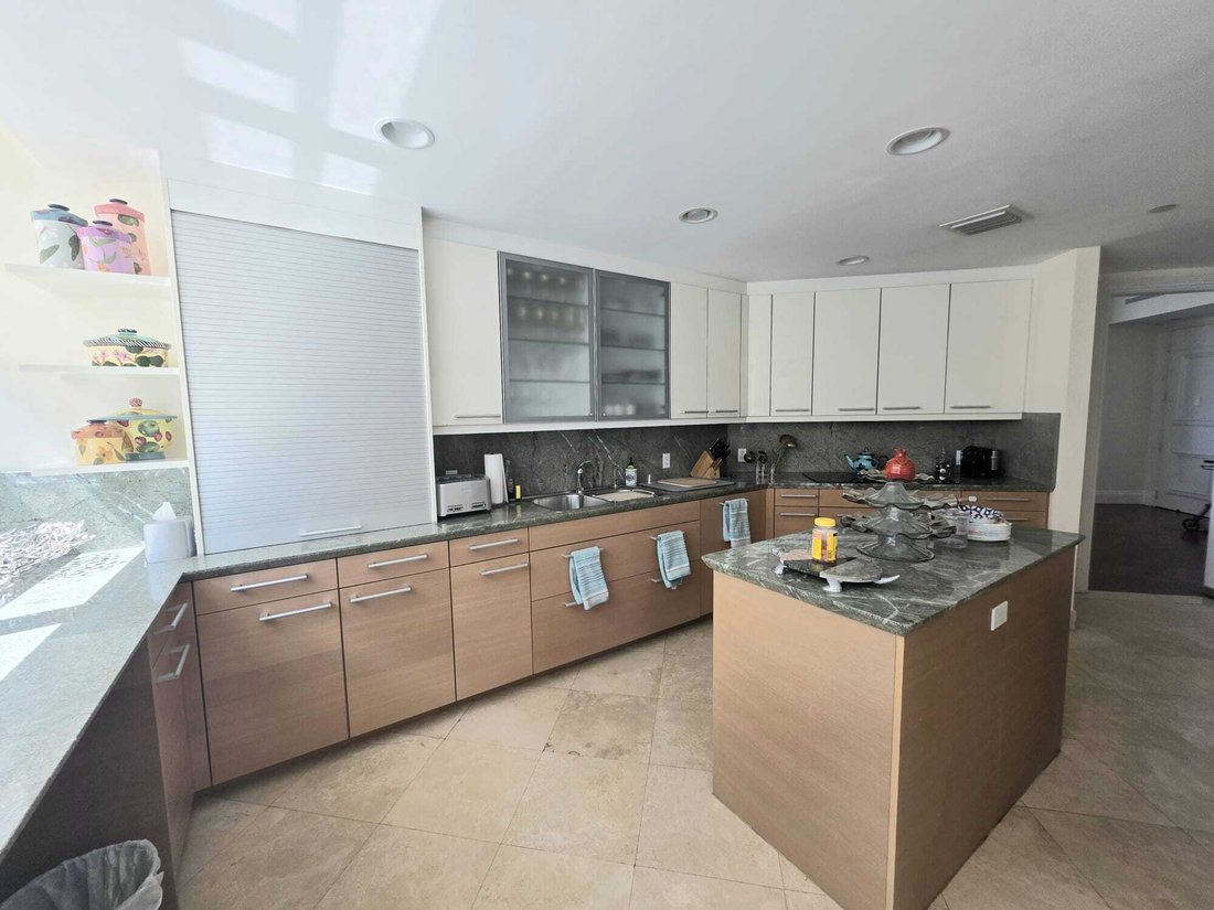 Condo in Bal Harbour, Florida, United States 5 - 19157799