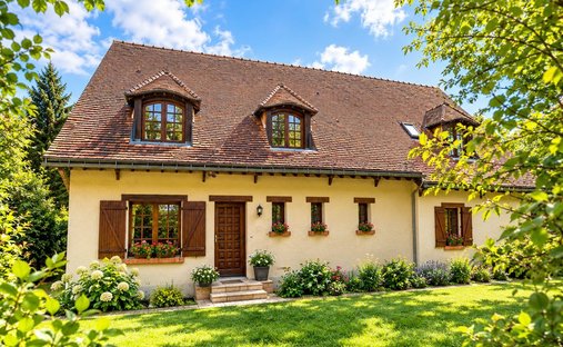 Maison à Bois de Verrieres-Vaupereux, Verrières-le-Buisson, France 1