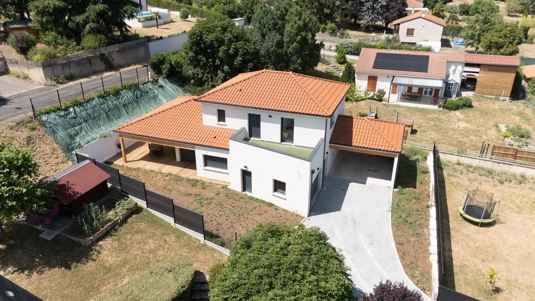 House in Chanonat, Auvergne-Rhône-Alpes, France 1 - 18804823