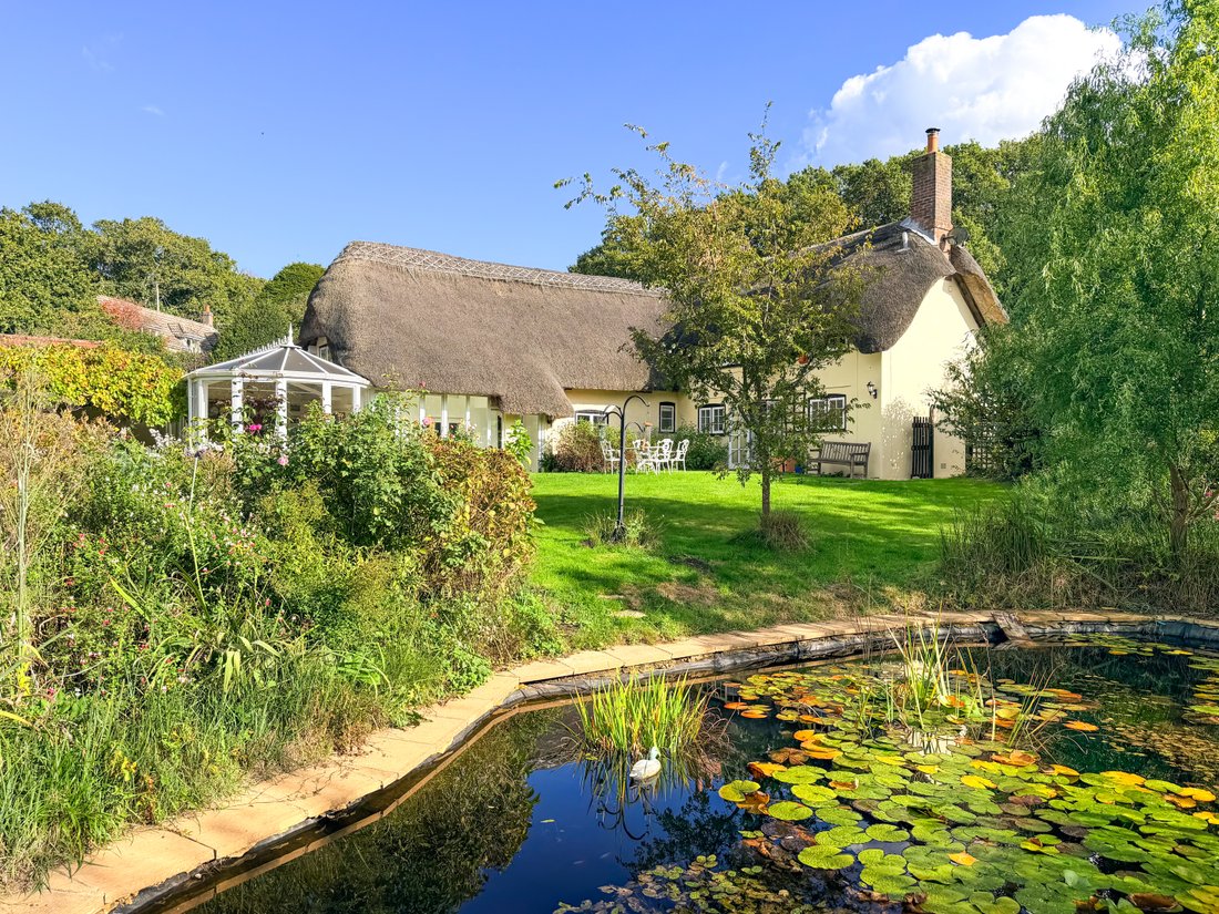 House in Dorset, England 3 - 19158101