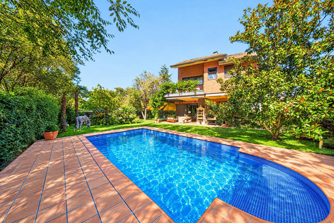 Chalet in Hortaleza, Madrid, Spain 3 - 19159334