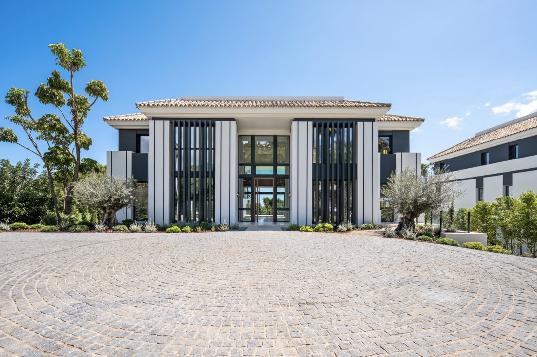 Villa in Sierra Blanca, Marbella, Spain 4 - 19158931