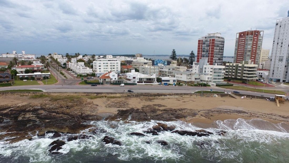 Casa a Punta del Este, Dipartimento di Maldonado, Uruguay 1 - 19158578