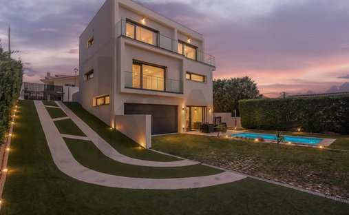 Townhouse in Sao Domingos de Rana, Lisbon, Portugal 1