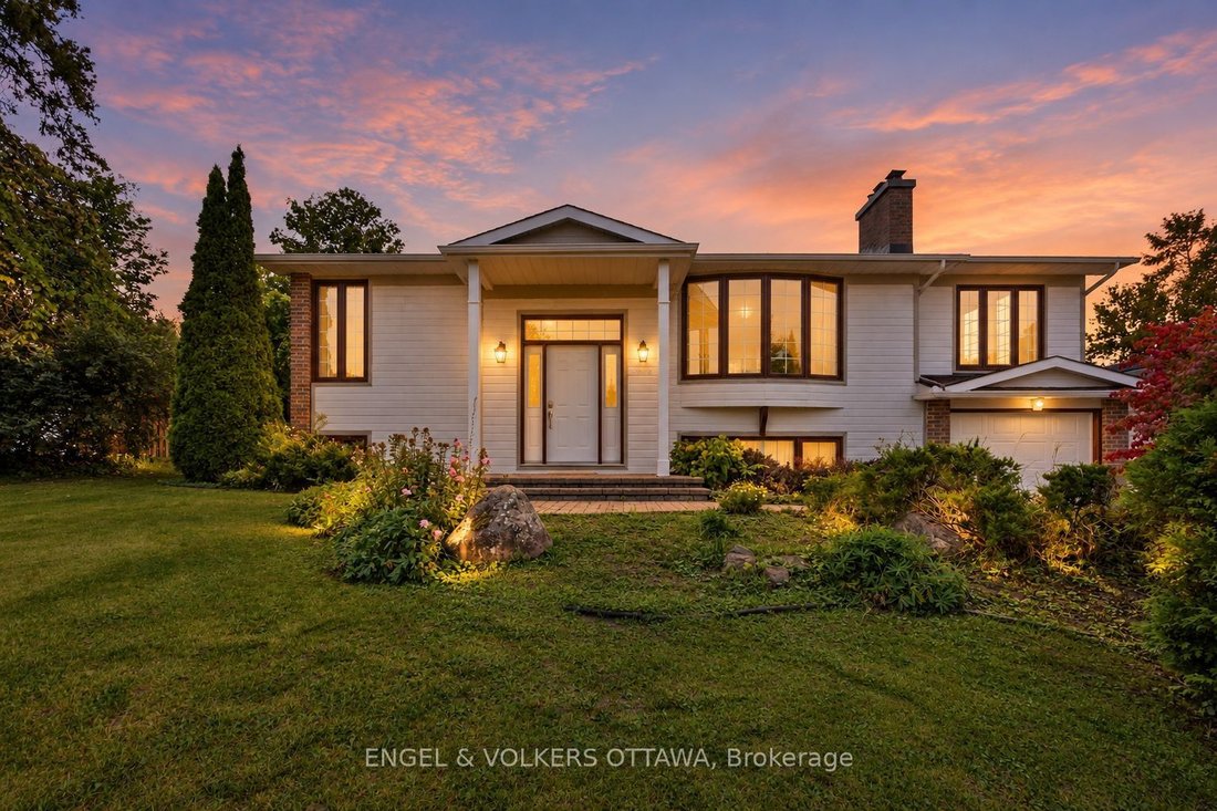 House in Ottawa, Ontario, Canada 1 - 19158729
