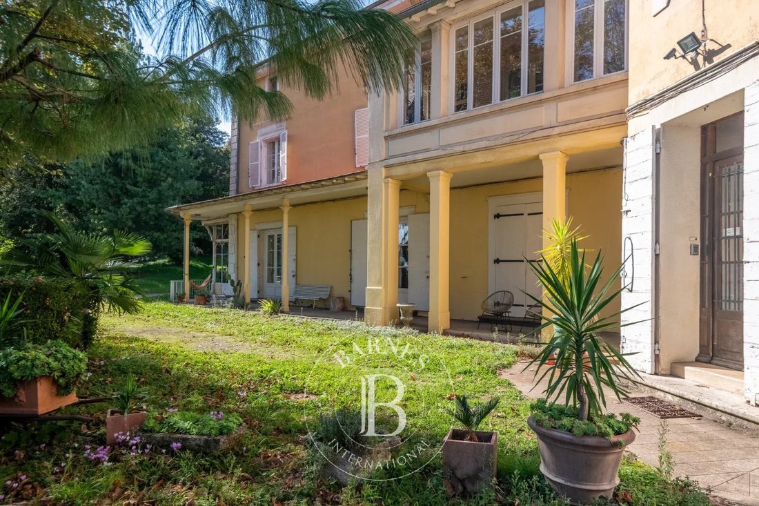 Haus in Sainte-Foy-lès-Lyon, Auvergne-Rhone-Alpen, Frankreich 3 - 17039946
