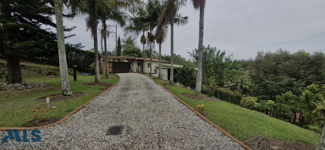 Finca in Rionegro, Antioquia, Colombia 2 - 19158615