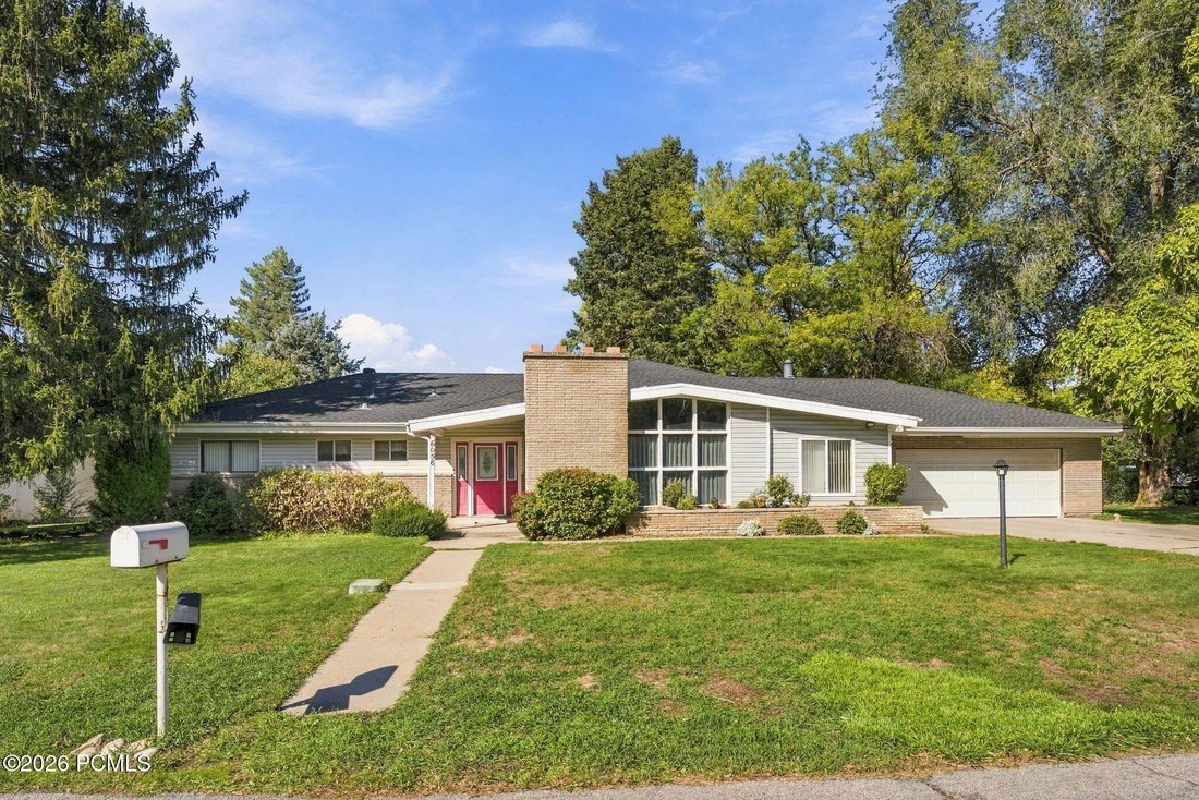 Casa a Cottonwood Heights, Utah, Stati Uniti 1 - 19159367