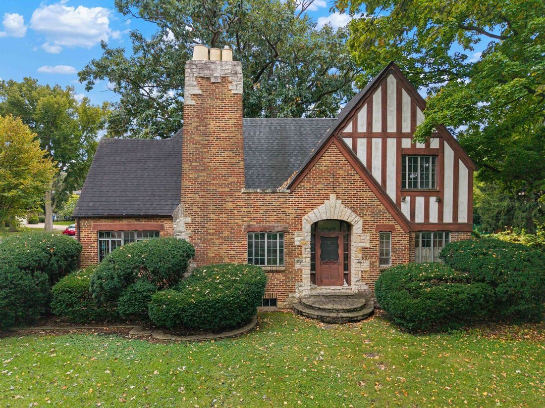 House in Mount Prospect, Illinois, United States 1 - 19158892
