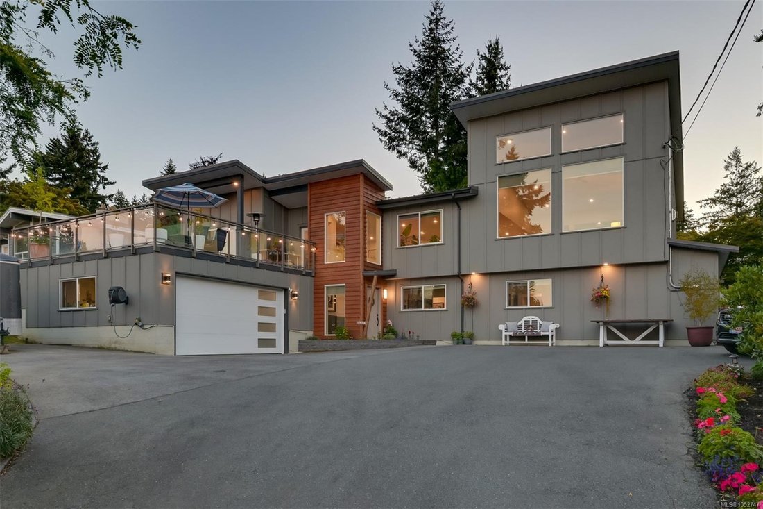 House in North Saanich, British Columbia, Canada 1 - 19158726