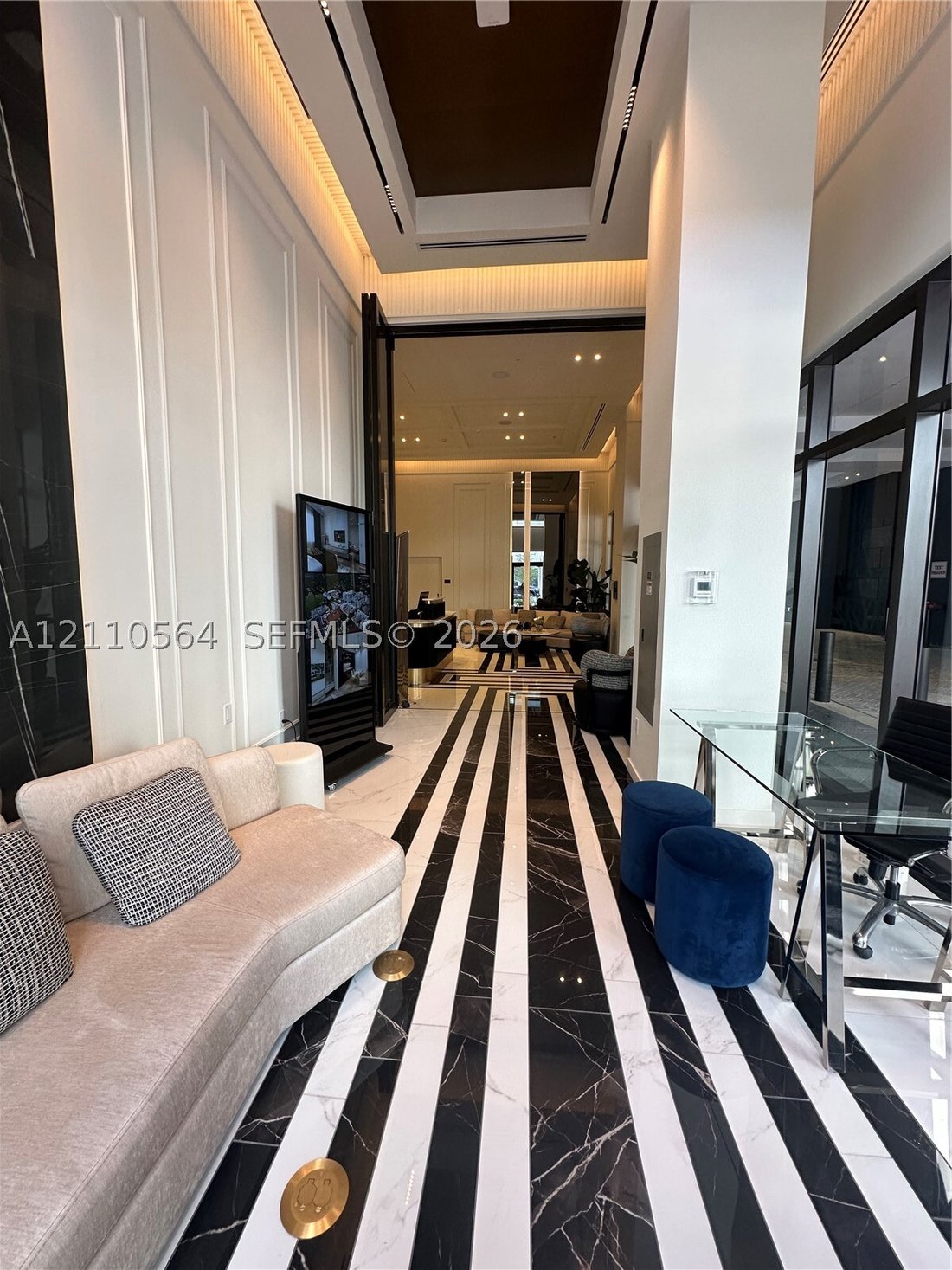 Condo in Coral Gables, Florida, United States 2 - 19158897