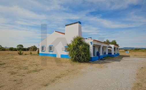Townhouse in Redondo, Évora District, Portugal 1