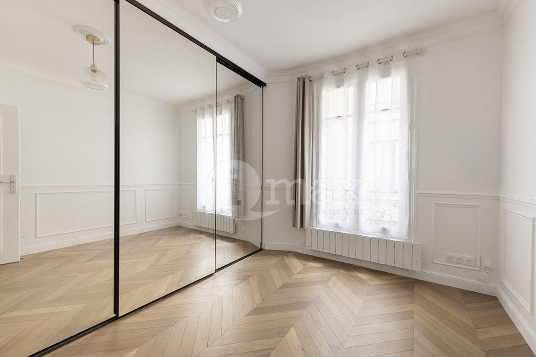 Appartement à Centre-Voltaire, Asnières-sur-Seine, France 5 - 18812520
