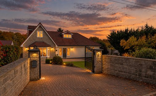 Haus in Winterbourne Down, Frenchay, England 1