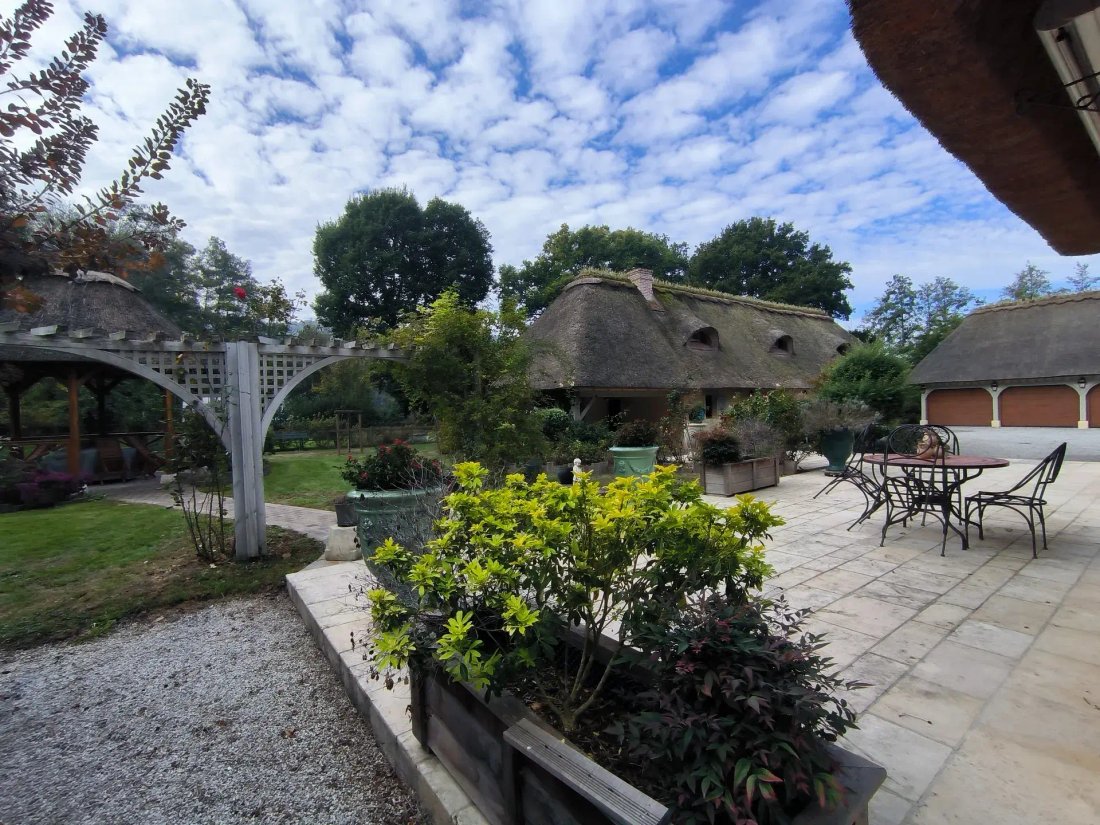 Estate in Bernay, Normandy, France 2 - 19158596