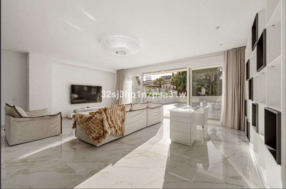 Wohnung in Puerto Banús, Marbella, Spanien 3 - 19159031