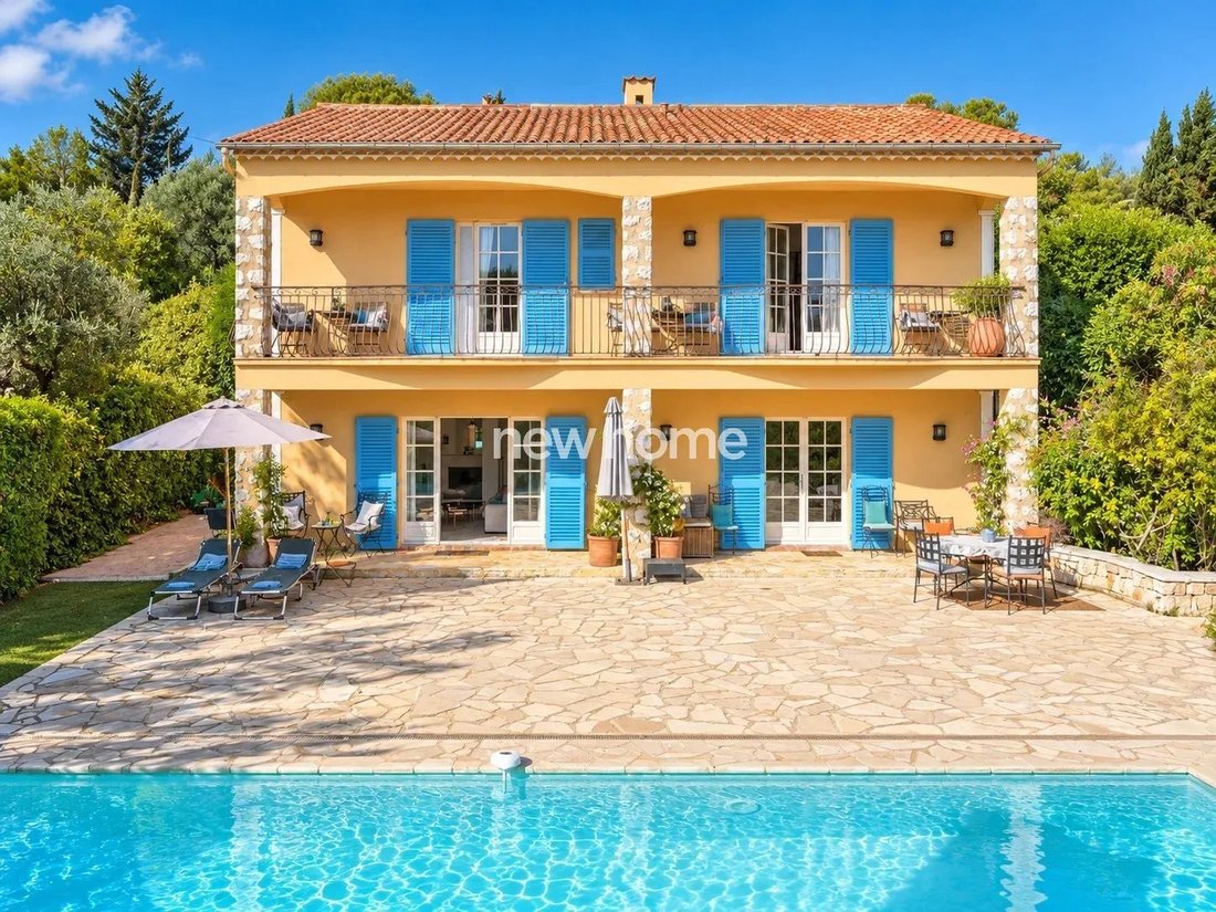 Maison à Tourrettes, Provence-Alpes-Côte d'Azur, France 1 - 19158791