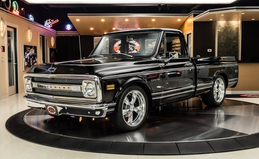 Frame Off Restored! GM 6.0L LS V8 4L60E Automatic 4W Disc PS PB A/C in Plymouth, United States 1
